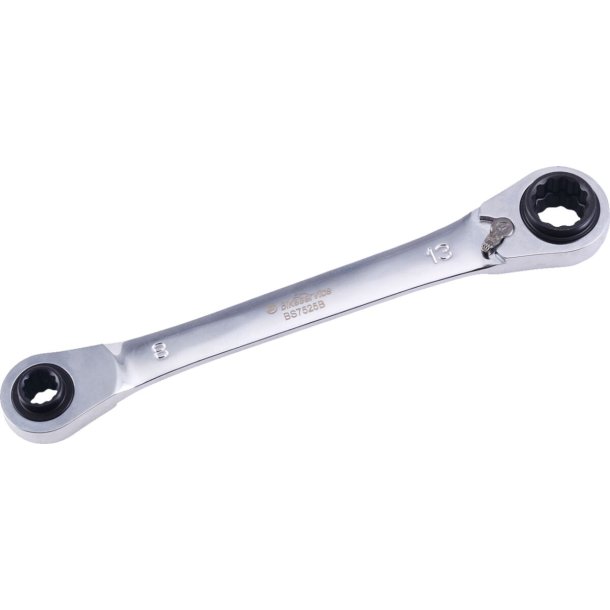 4-In-1 Reversible Ratchet Wrench