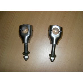 Yamaha XVS 1100 A - originale, risers