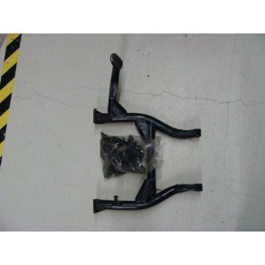 Kawasaki GPZ 1100 - Centerfod