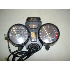 Suzuki GSX 400 F - speedometer