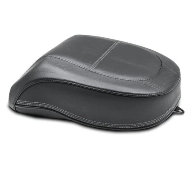 Mustang Passager s�de til  f�rers�de med rygl�n - Harley Davidson FLHCS Classic