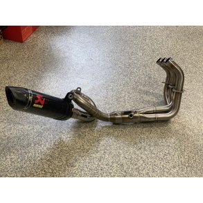 Akrapovic Raceline udstdning - Yamaha MT-09 (no 300)