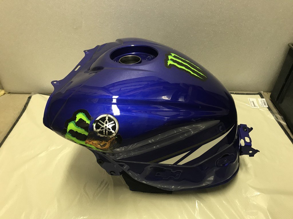 Benzintank - Yamaha YZF-R6 no 1077 - YZF-R6 - Bike-Shoppen