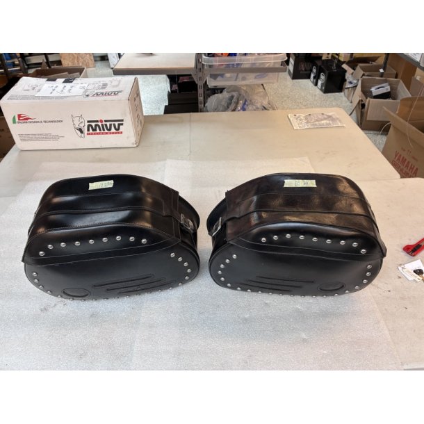 L�dertasker Yamaha no 1079
