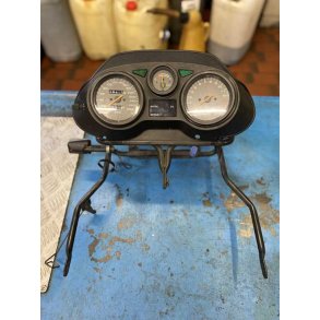 Speedometer - Suzuki GSX 750 F