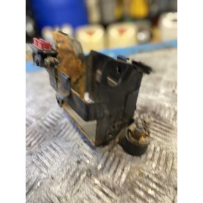 Batterikasse m. startrel - Suzuki GSX 750 F