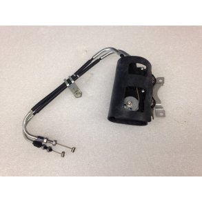 Yamaha YZF-R6 - Servo motor