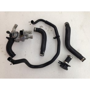 Yamaha XVS 1300 A - Vandpumpe & slanger