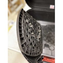 givi topboks med uni plade