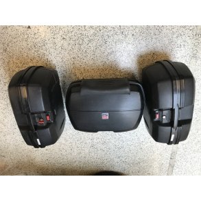 Givi topboks og sidetasker monokey