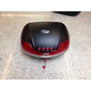 Givi topboks no87