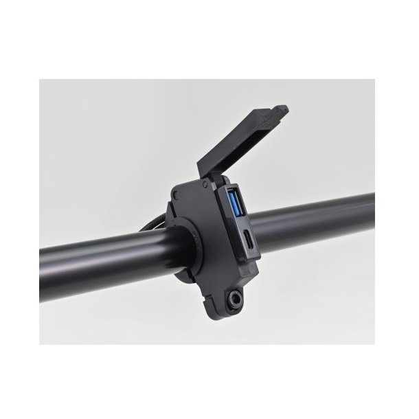 Daytona Slim Str�mudtag Single USB-C + USB