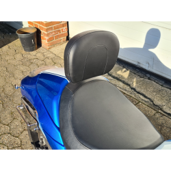 Rygln til fre - Suzuki M1800