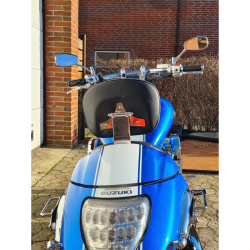 Rygln til fre - Suzuki M1800