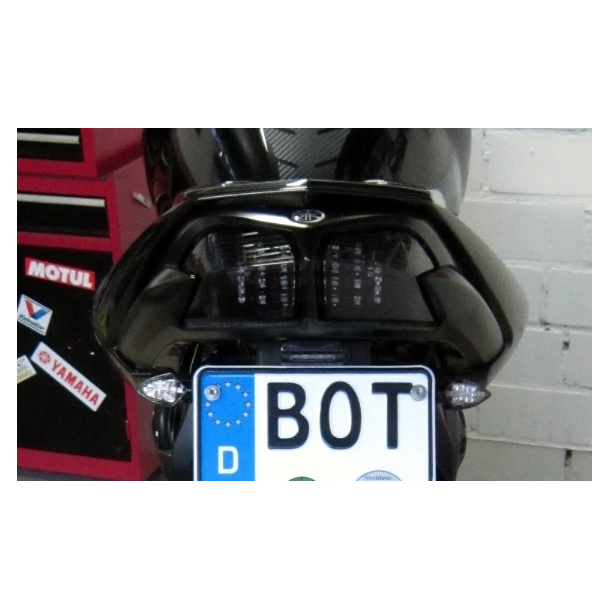 Tune Up - Tonet LED baglygte FZ8 (10-16)